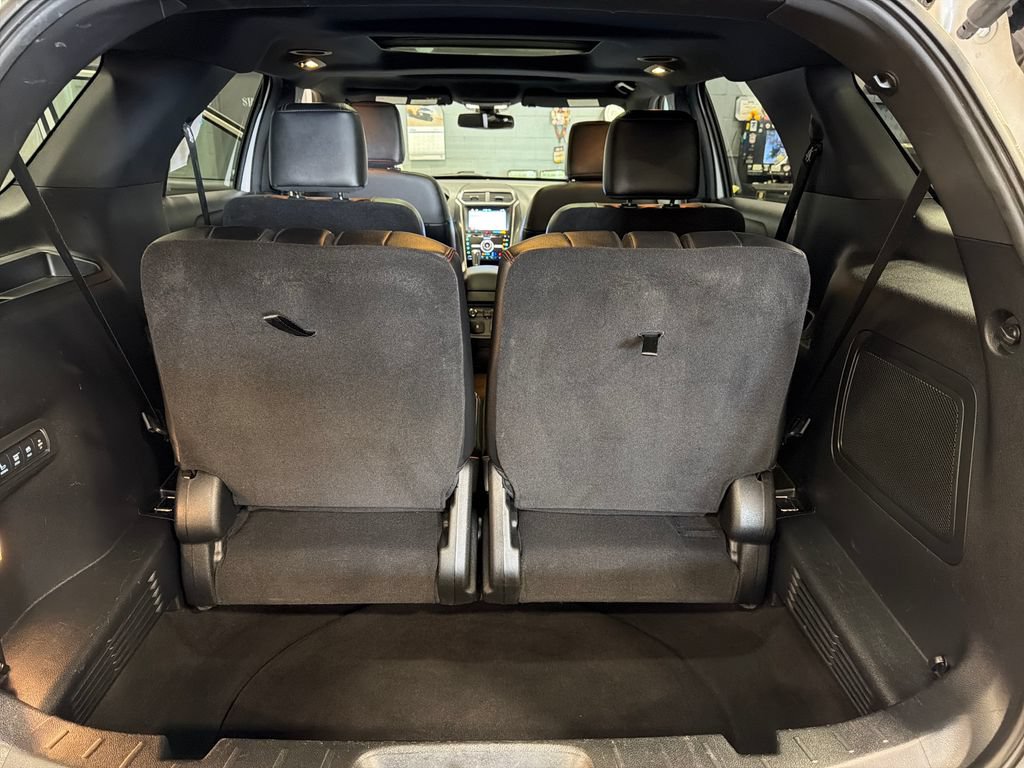 Used 2018 Ford Explorer Sport w/ Equipment Group 401A AWD/4WD image 19