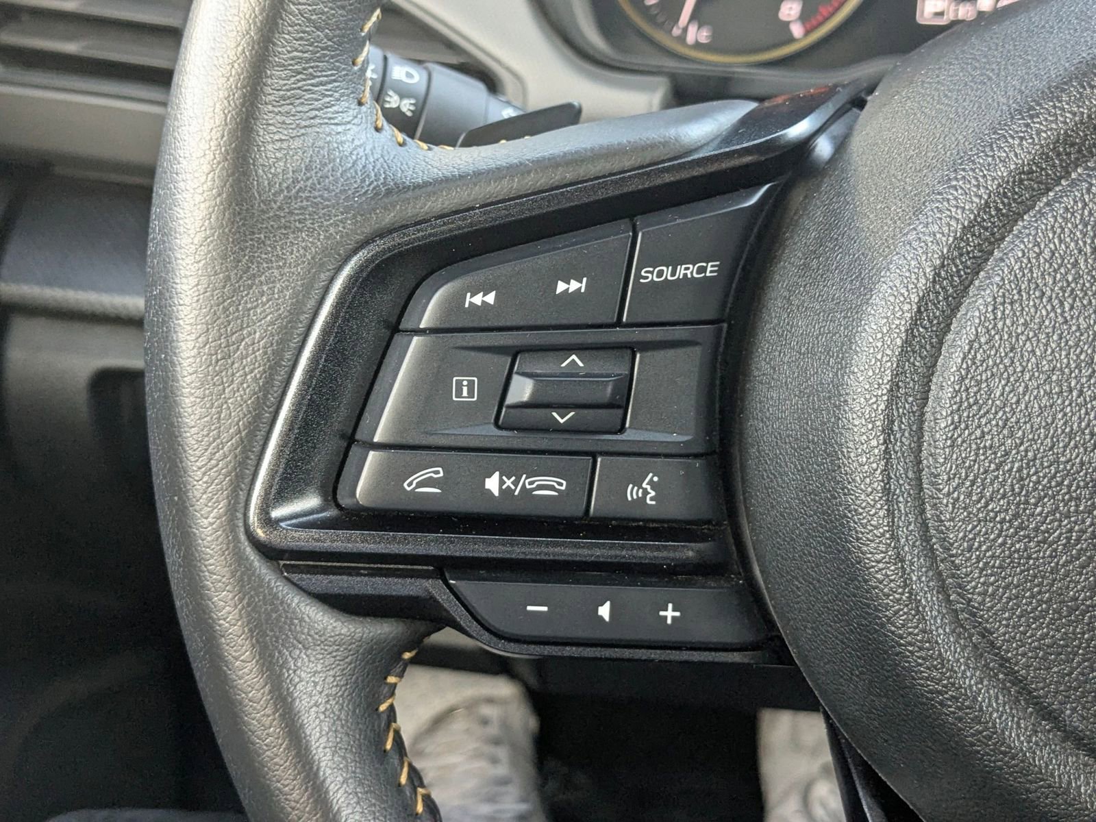 Used 2025 Subaru Crosstrek 2.5i Sport AWD/4WD image 16