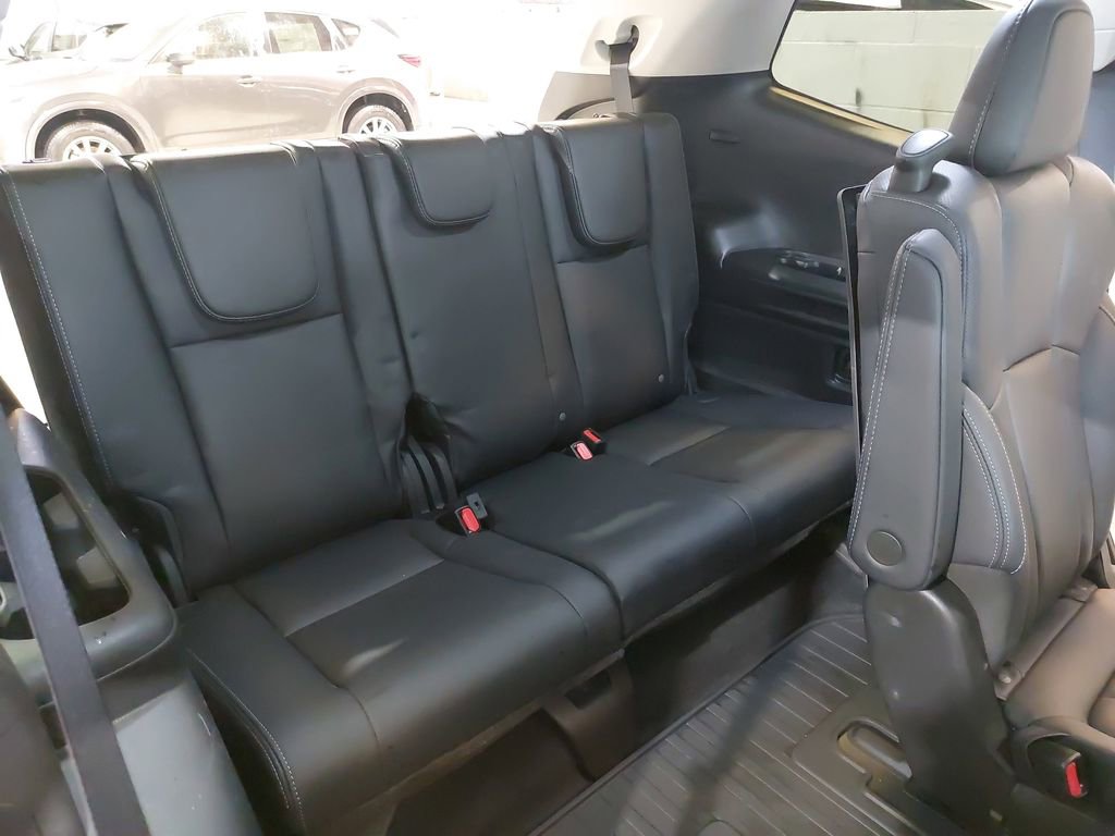 Certified 2024 Subaru Ascent Limited image 12