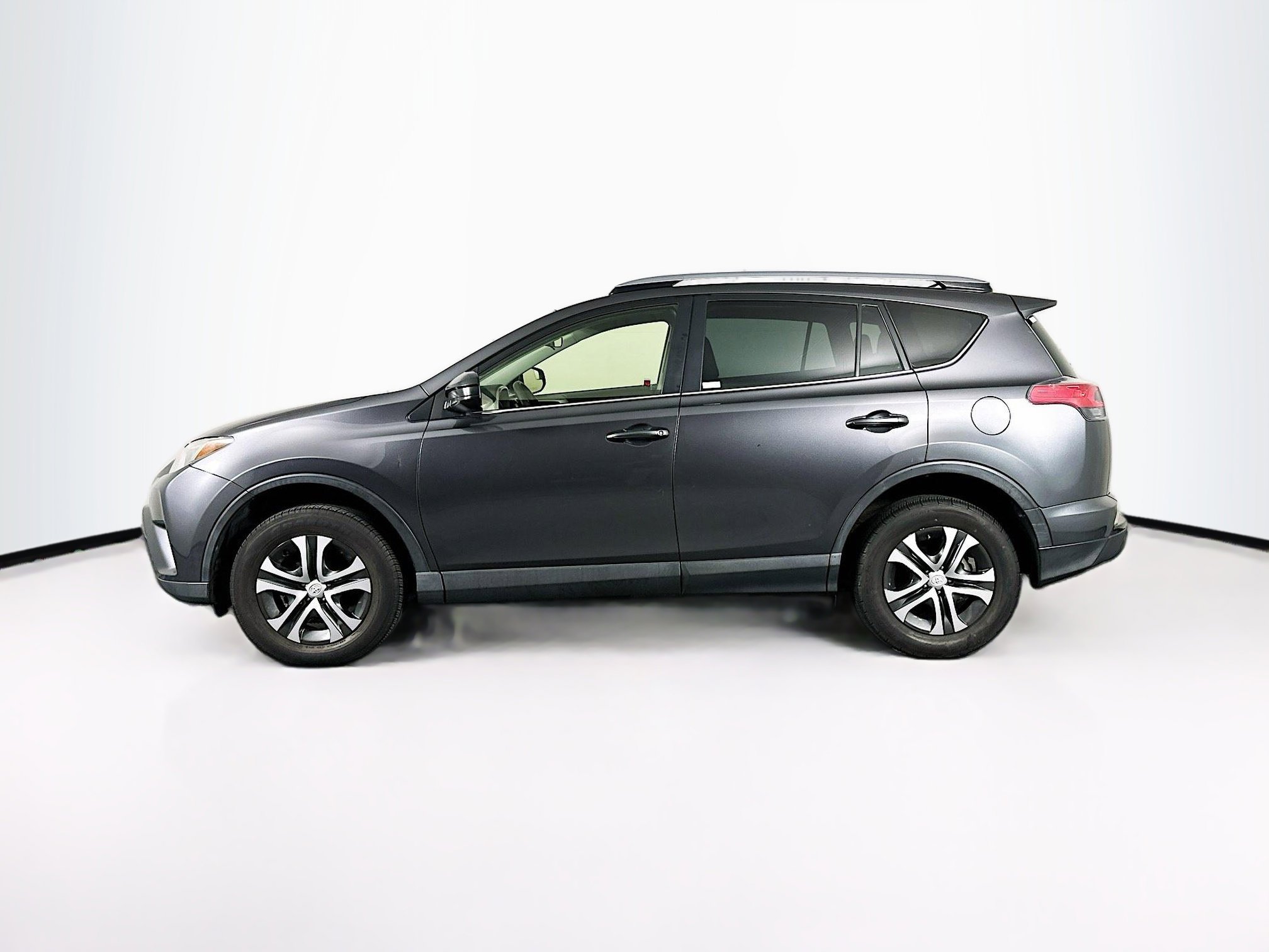 Used 2017 Toyota RAV4 LE w/ All Weather Liner Package image 4