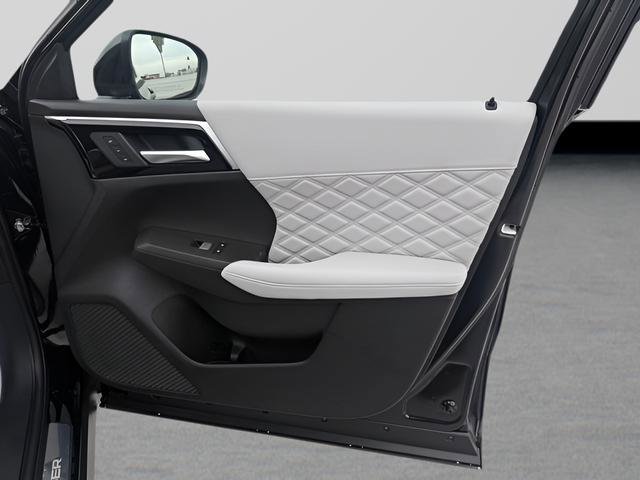 New 2025 Mitsubishi Outlander SEL image 27