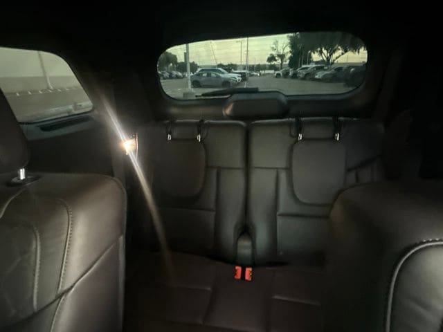 Used 2025 Ford Explorer Platinum w/ Ultimate Package AWD/4WD image 13