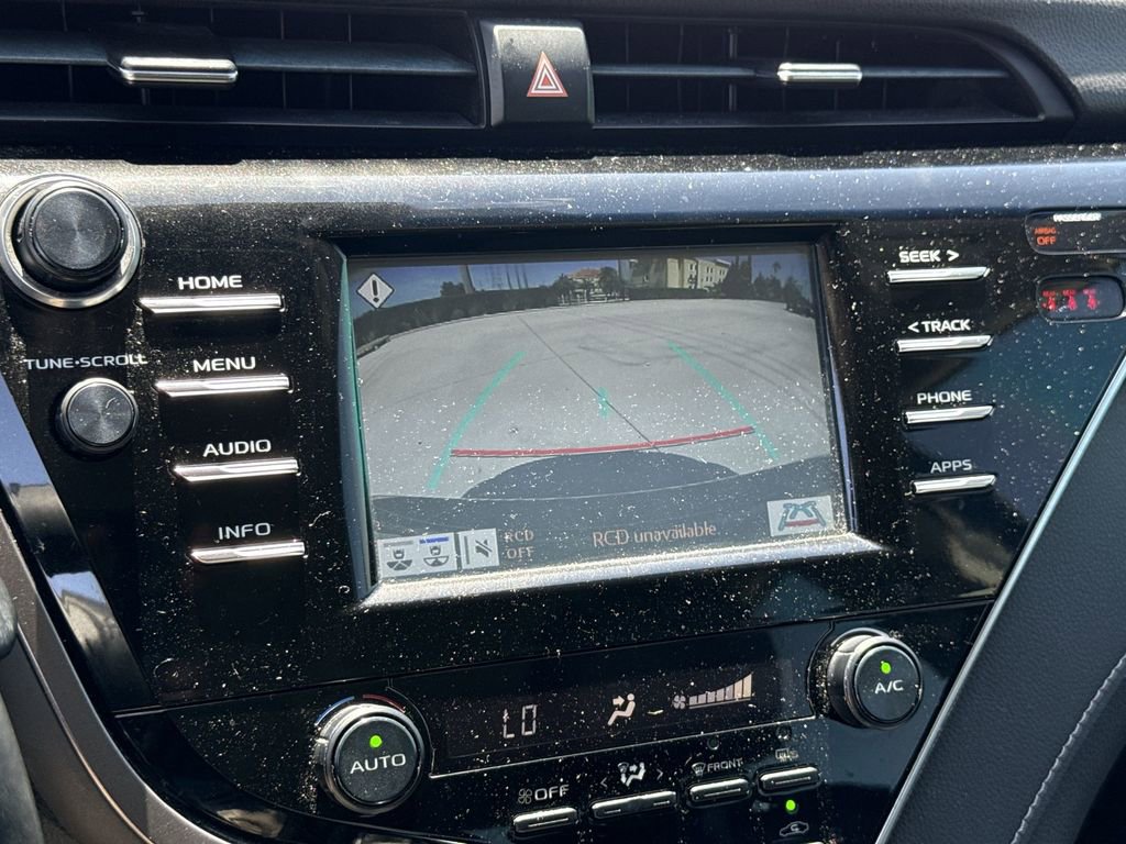 Used 2018 Toyota Camry SE w/ Convenience Package image 24