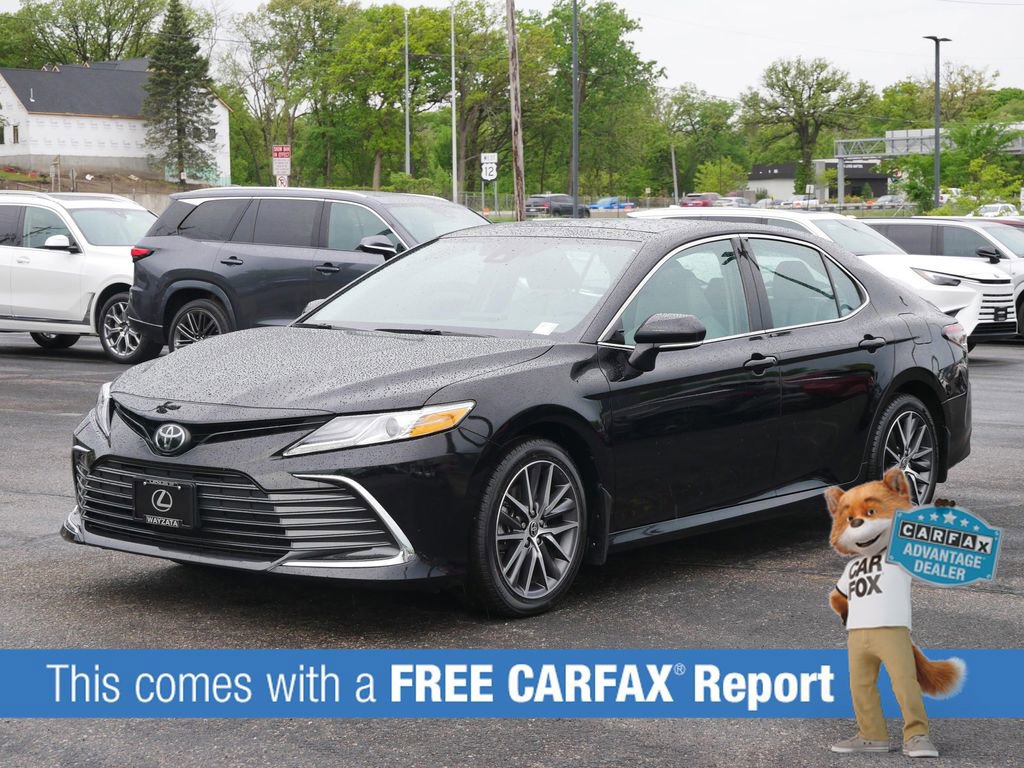 Used 2023 Toyota Camry XLE w/ Protection Package (Q2) (TMS) AWD/4WD image 2