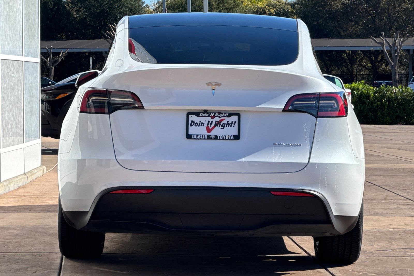 Used 2023 Tesla Model Y Long Range image 5