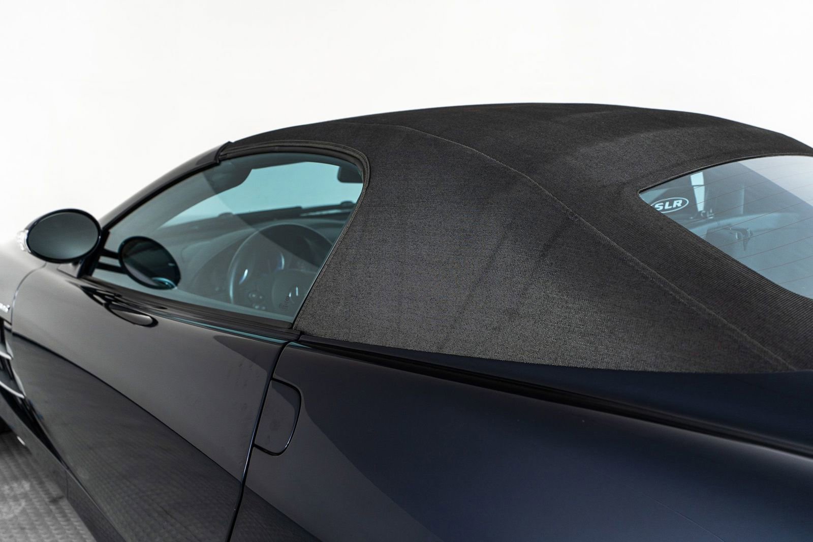 Used 2008 Mercedes-Benz SLR image 23