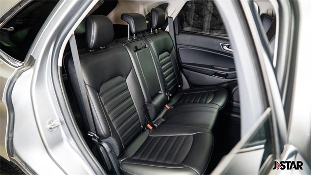 Used 2021 Ford Edge SEL image 16