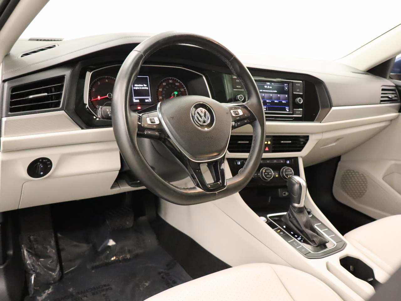 Used 2019 Volkswagen Jetta SE image 14
