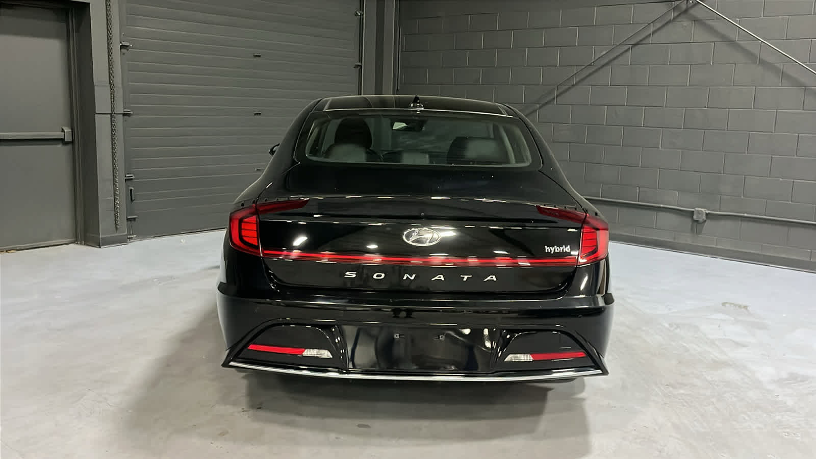 Used 2023 Hyundai Sonata Limited FWD image 5