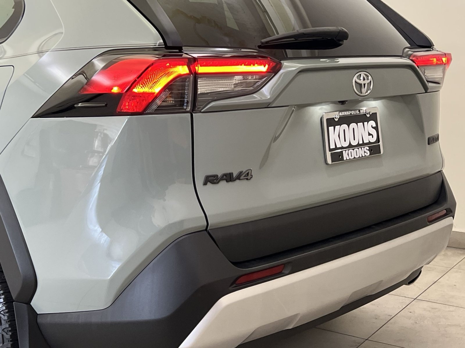 Used 2019 Toyota RAV4 Adventure w/ All Weather Liner Package AWD/4WD image 30