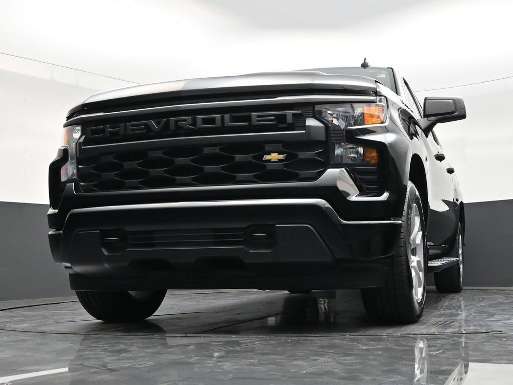 Used 2023 Chevrolet Silverado 1500 Custom RWD image 28