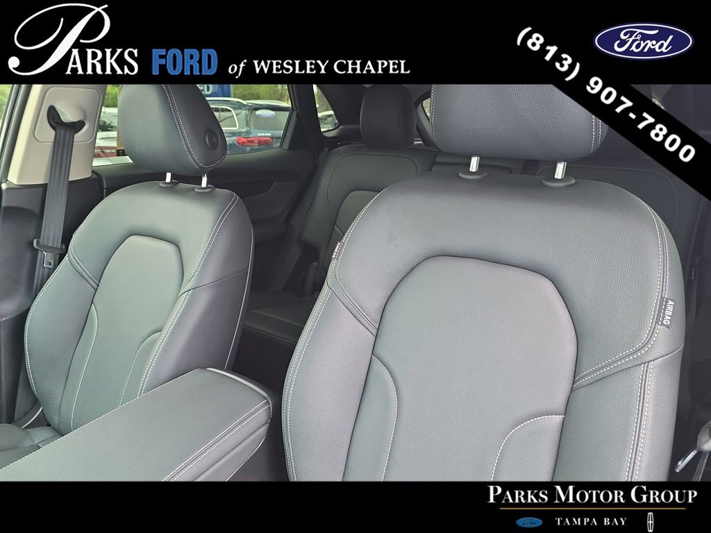 Used 2025 VinFast VF 8 Eco AWD/4WD image 21