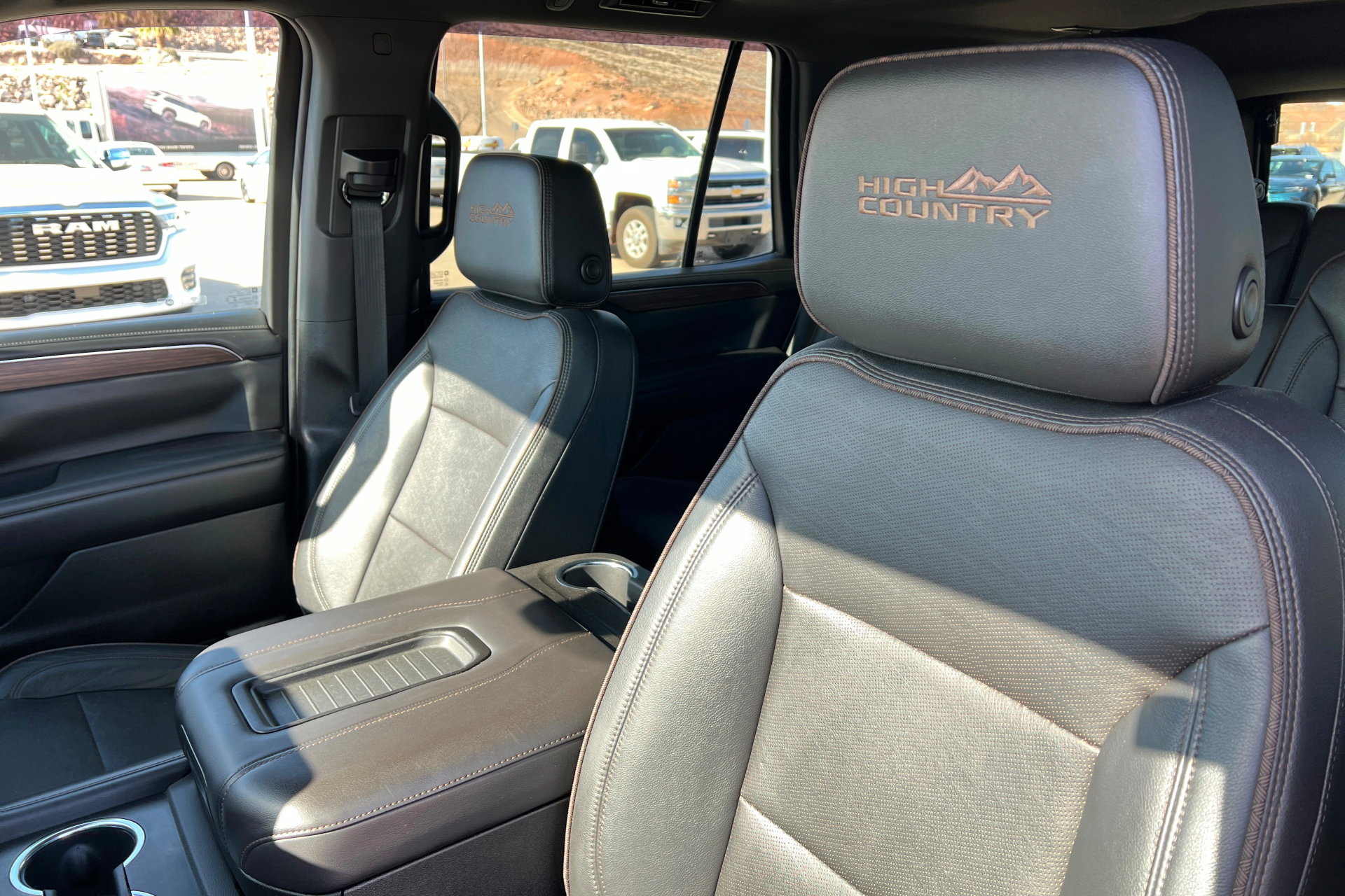 Used 2022 Chevrolet Tahoe High Country image 16