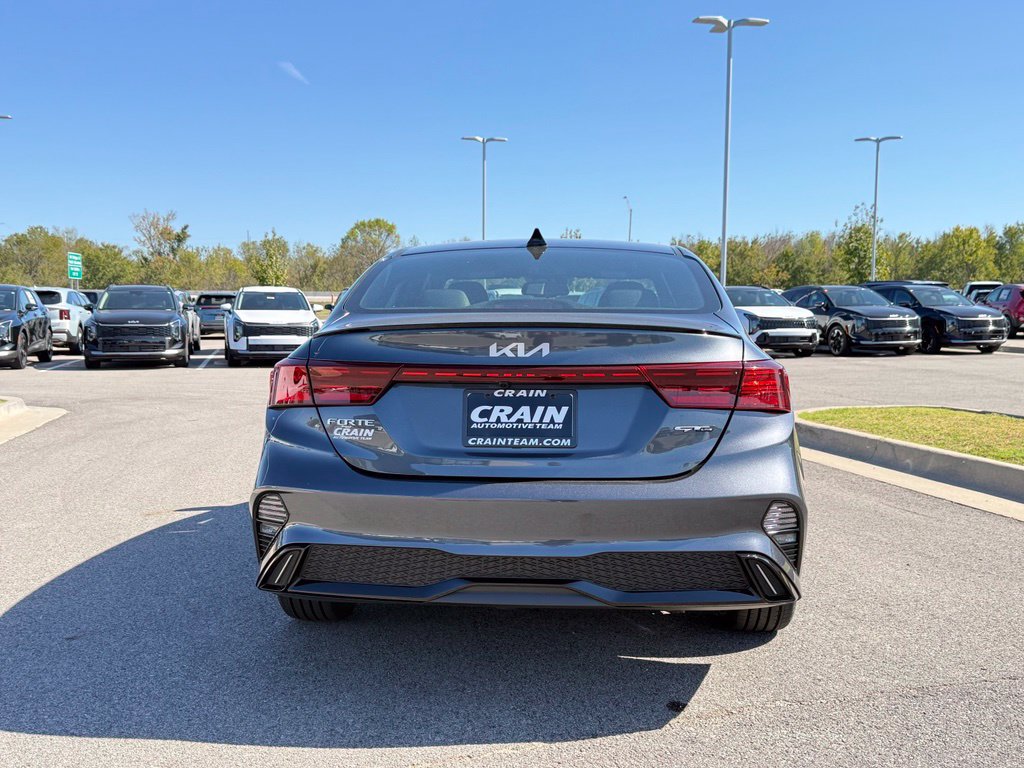 Certified 2024 Kia Forte GT-Line FWD image 6