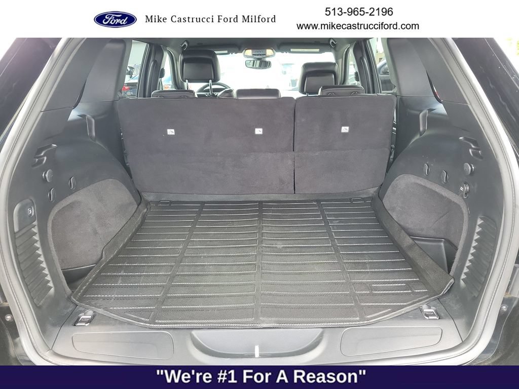 Used 2020 Jeep Grand Cherokee Altitude AWD/4WD image 28