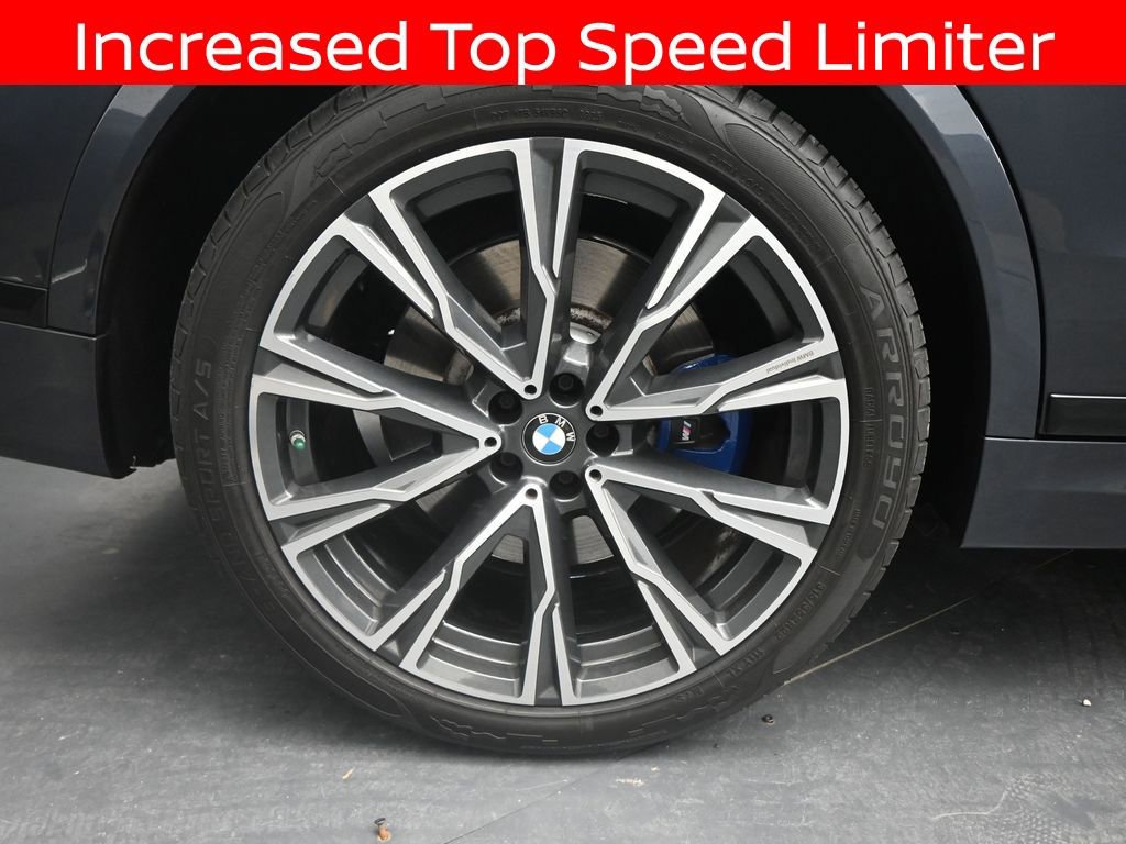 Used 2022 BMW X7 M50i image 26