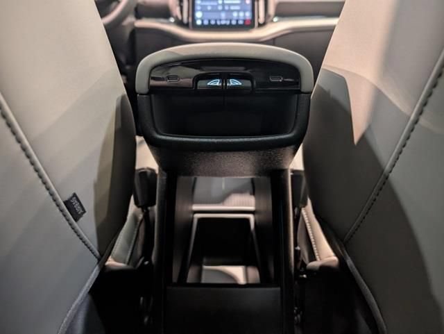New 2026 Volvo EX30 Cross Country Ultra w/ Protection Package Premier AWD/4WD image 19