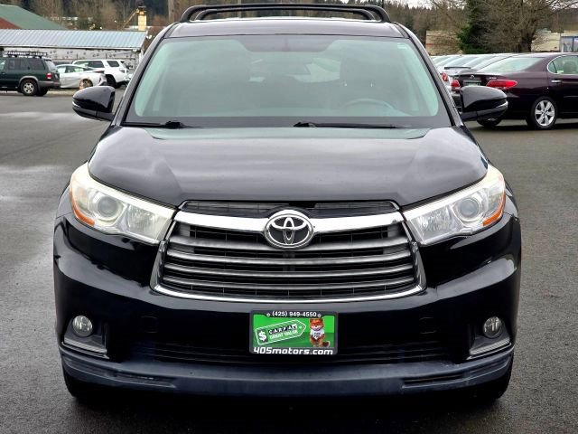 Used 2015 Toyota Highlander LE image 2