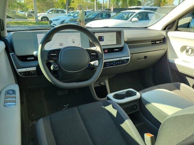 Certified 2024 Hyundai Ioniq 5 SEL RWD image 11