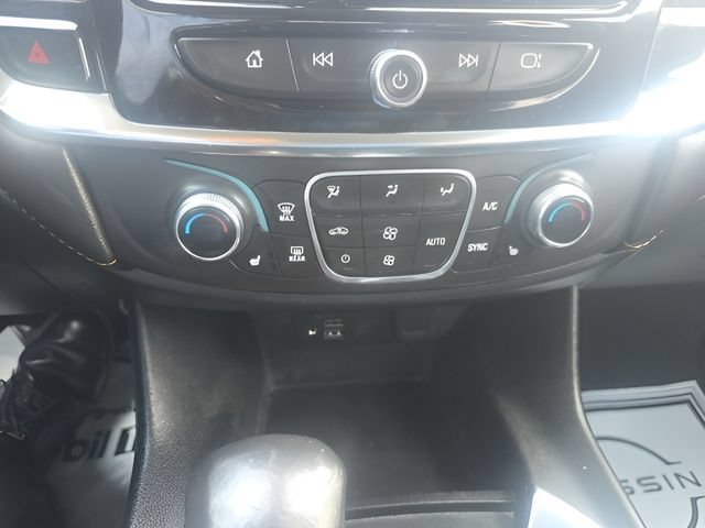 Used 2021 Chevrolet Traverse RS AWD/4WD image 18
