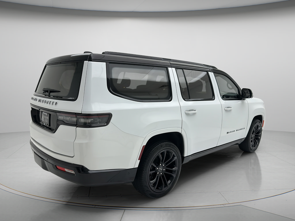 Used 2023 Jeep Grand Wagoneer Series II AWD/4WD image 5