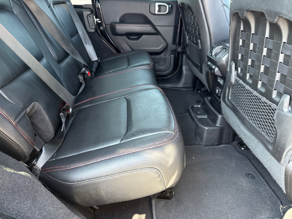Used 2019 Jeep Wrangler Unlimited Rubicon AWD/4WD image 16