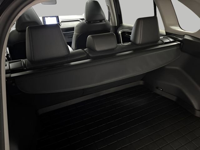 Used 2019 Toyota RAV4 Limited image 24