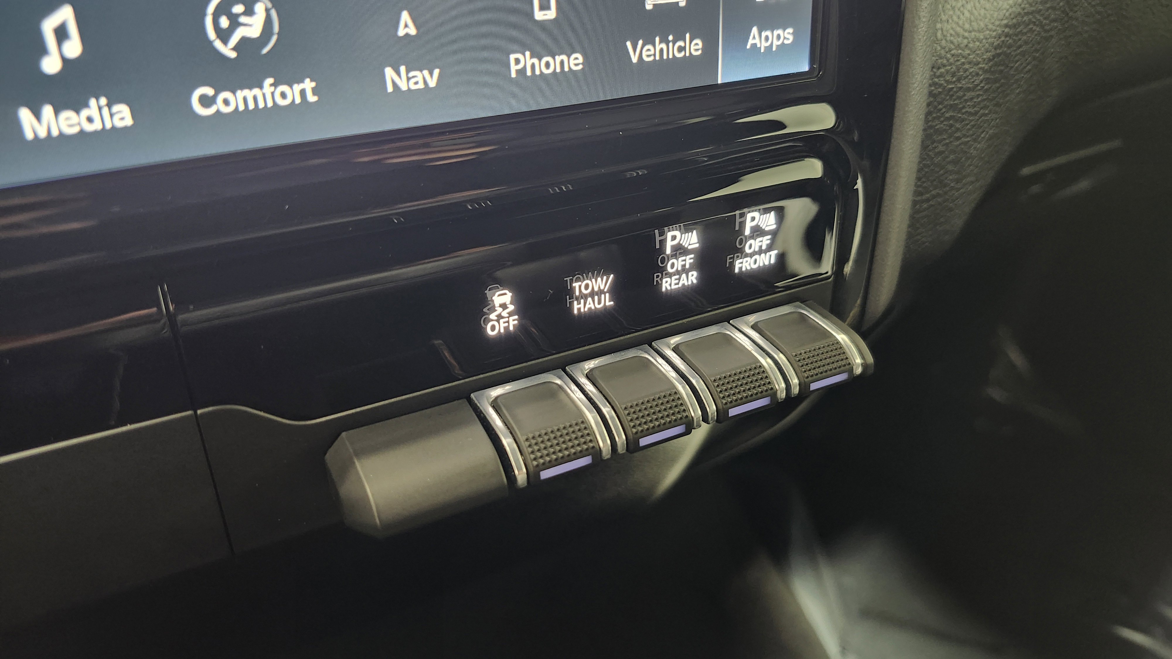 Used 2023 RAM 1500 Laramie image 15