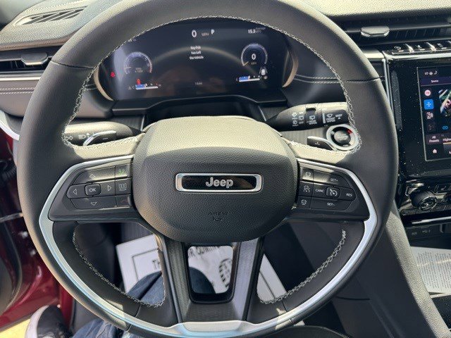 New 2025 Jeep Grand Cherokee L Altitude image 14