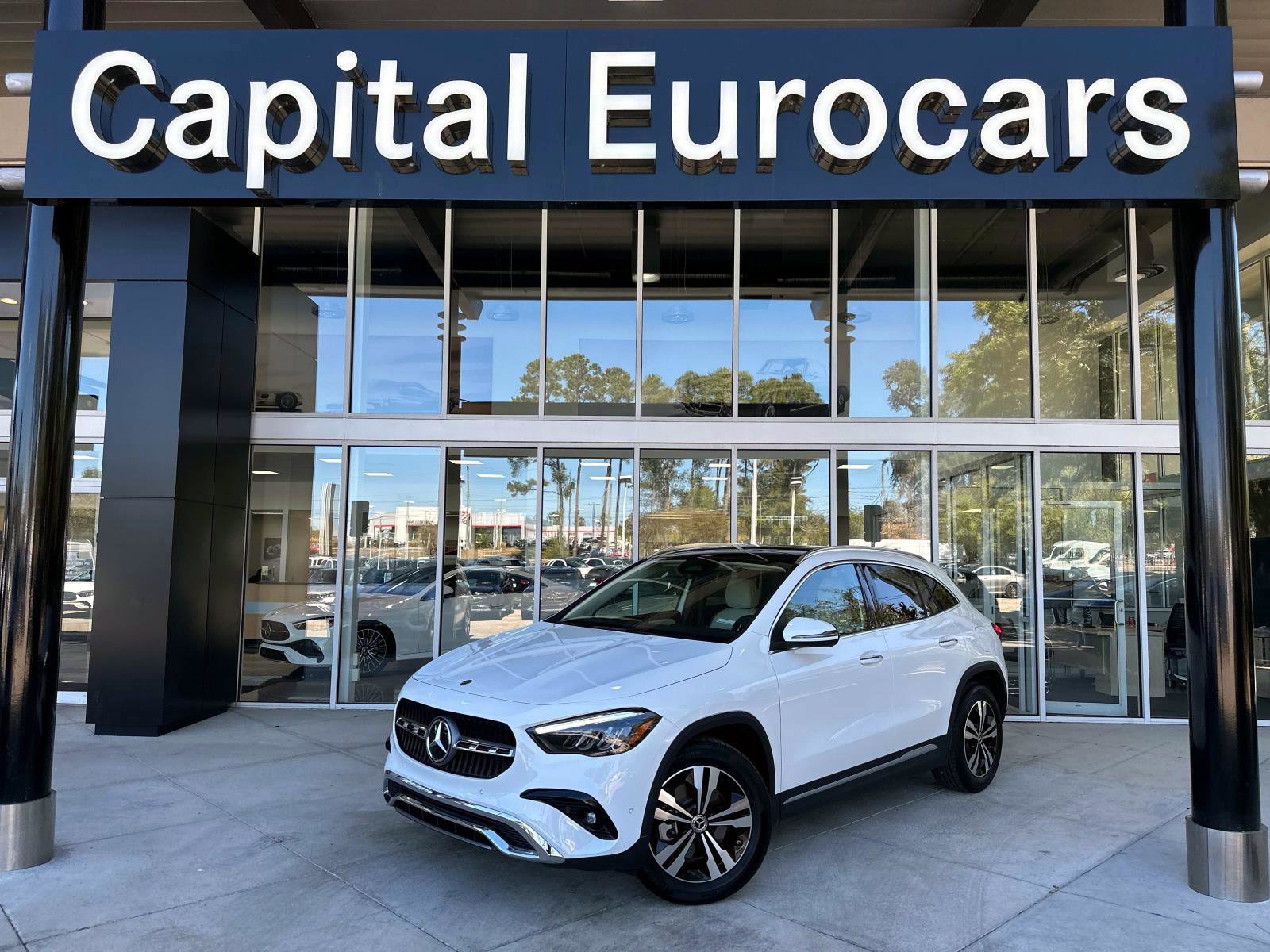 Certified 2025 Mercedes-Benz GLA 250 image 1