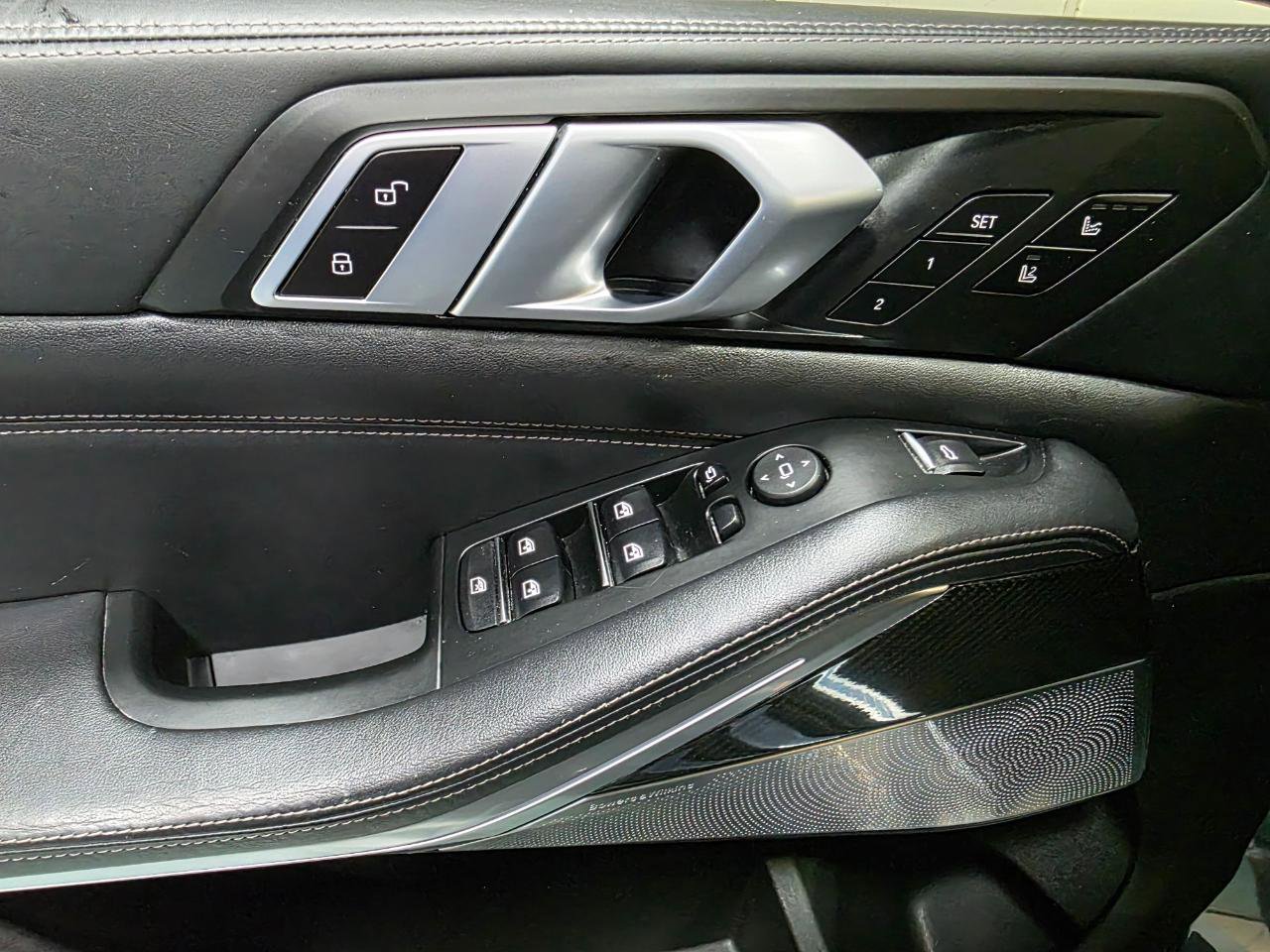 Used 2020 BMW X5 M50i w/ Executive Package image 20