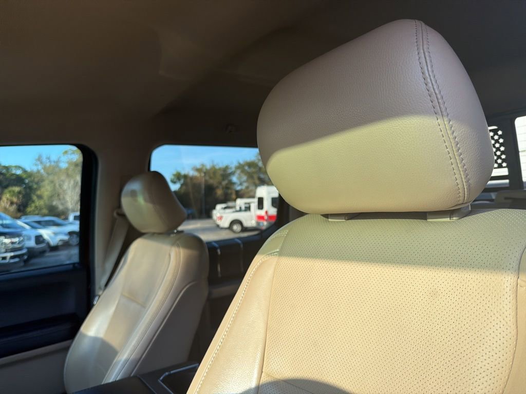 Used 2017 Ford F250 Lariat w/ Lariat Value Package image 10