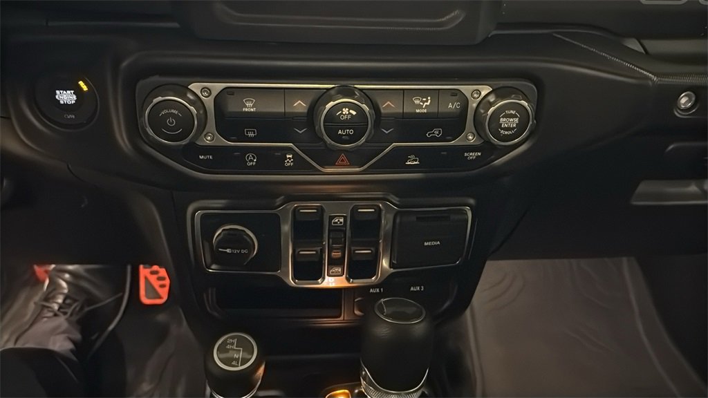 Used 2022 Jeep Wrangler Unlimited Sport image 25