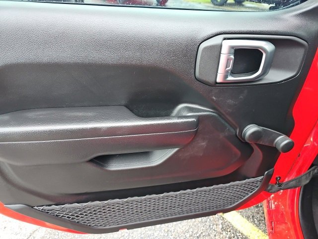 Used 2023 Jeep Gladiator Sport image 10