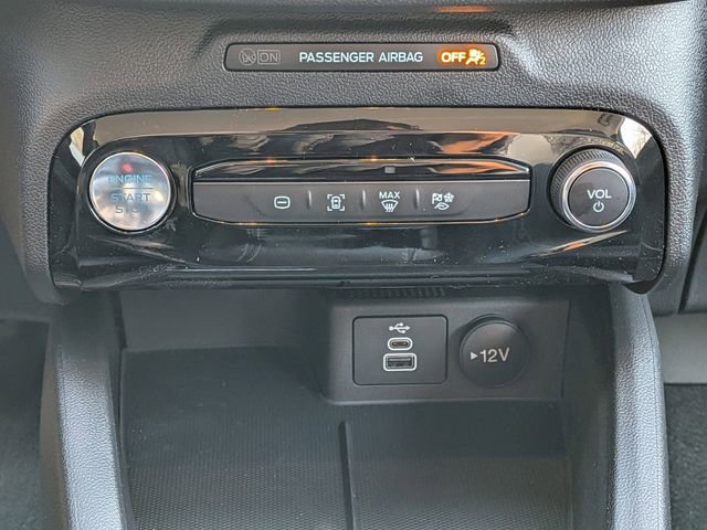 New 2026 Ford Escape SE image 17
