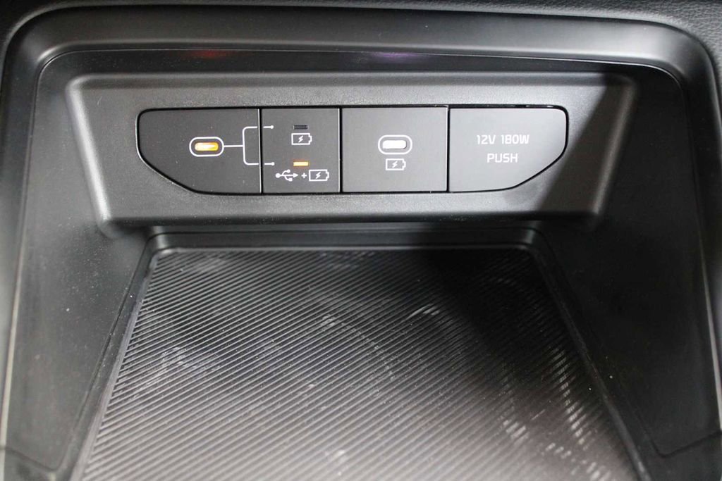 New 2025 Kia K5 LXS image 34