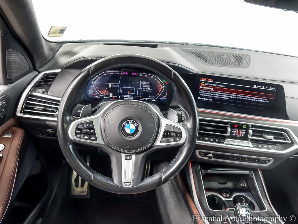 Used 2022 BMW X7 xDrive40i w/ M Sport Package AWD/4WD image 21