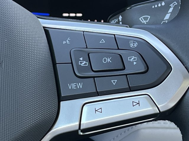 New 2026 Volkswagen Taos SE AWD/4WD image 21