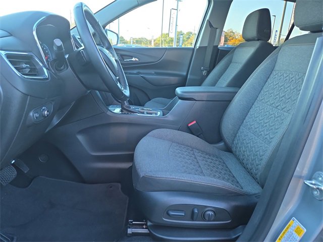 Used 2023 Chevrolet Equinox LT image 10