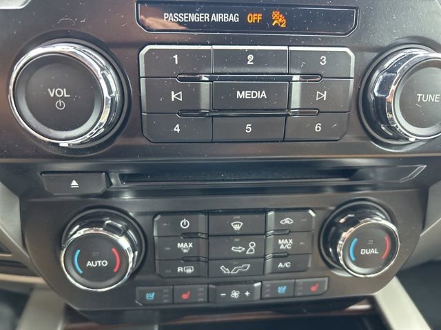 Used 2017 Ford F150 Lariat RWD image 18