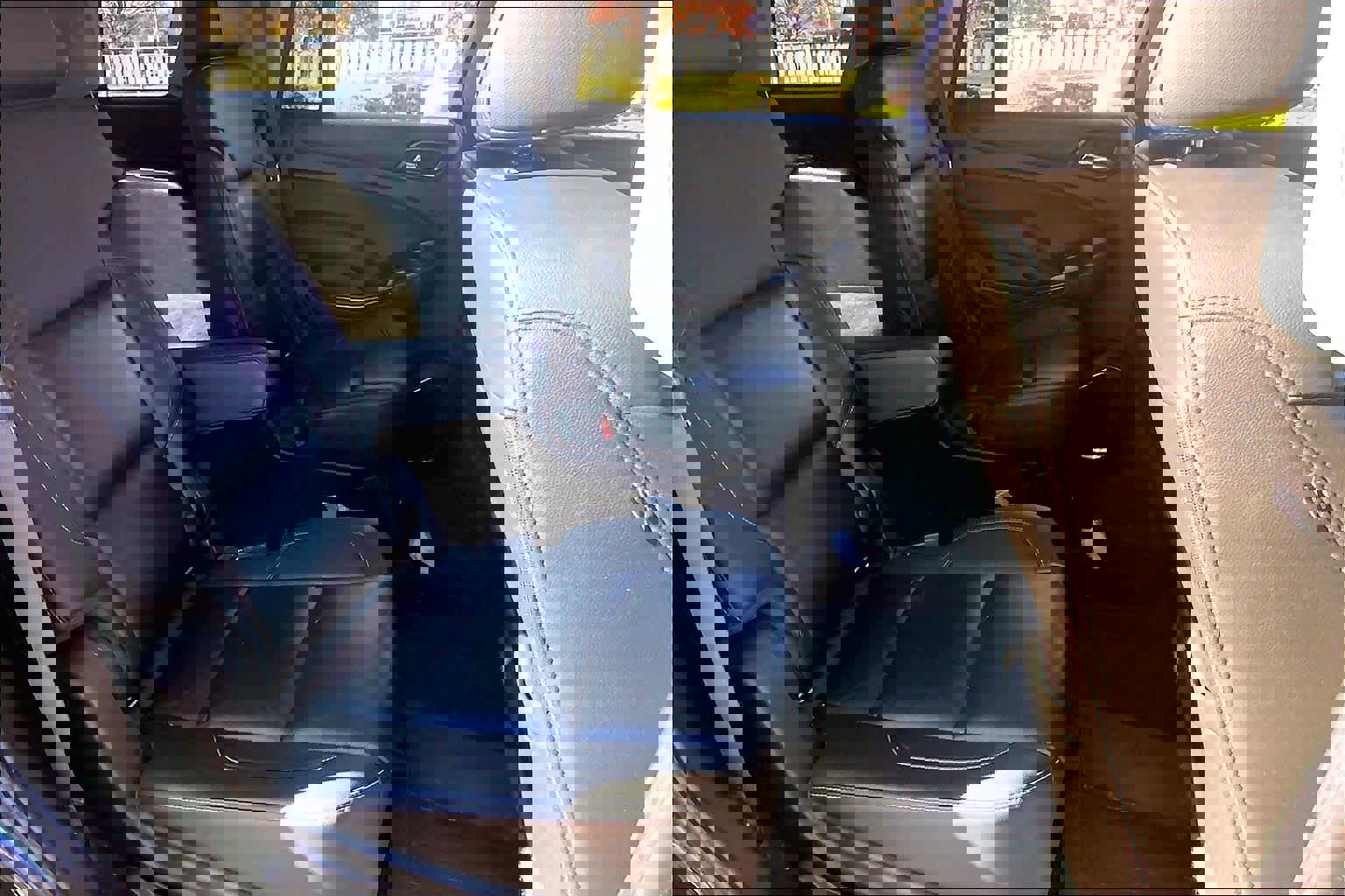 Used 2018 Chevrolet Tahoe LT w/ Luxury Package image 19