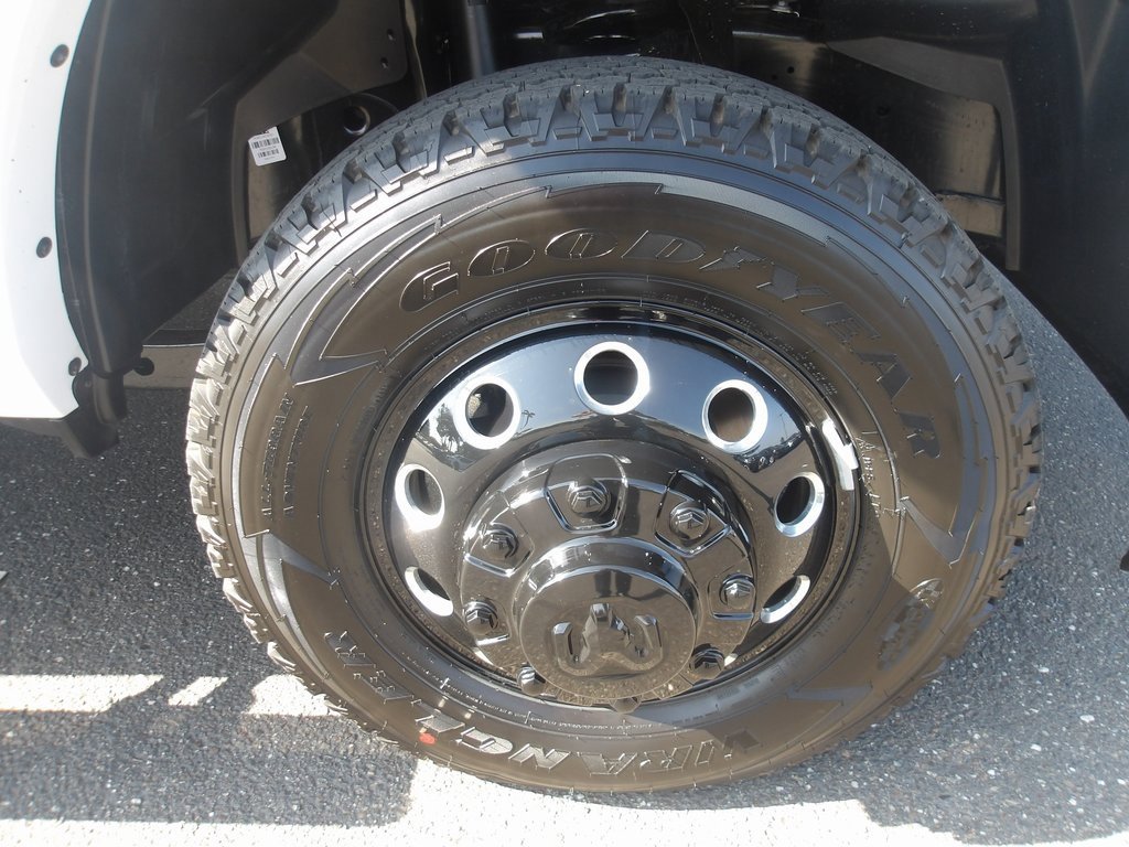 New 2026 RAM 3500 Limited image 11