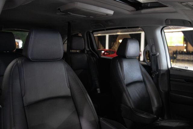 Used 2023 Honda Odyssey Touring image 14