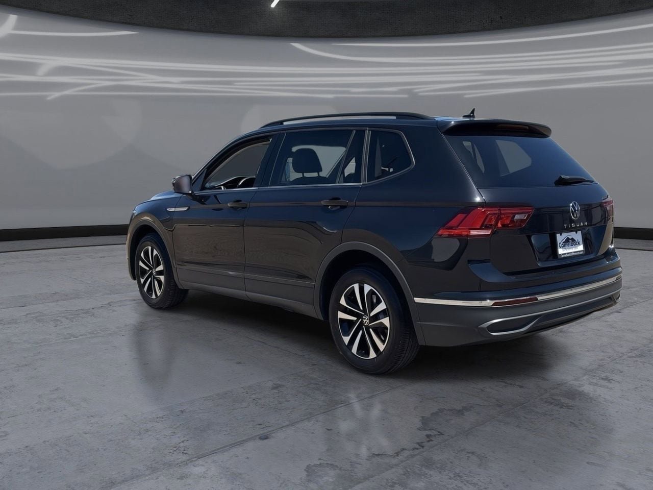 Used 2024 Volkswagen Tiguan S FWD image 4