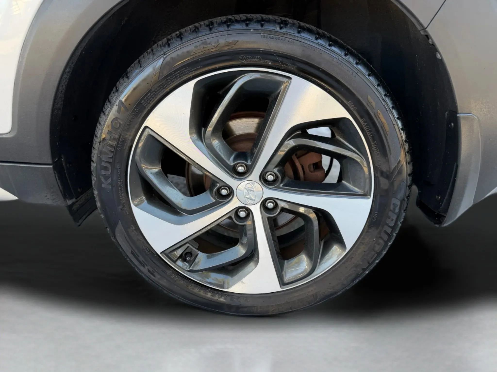 Used 2017 Hyundai Tucson Limited image 37