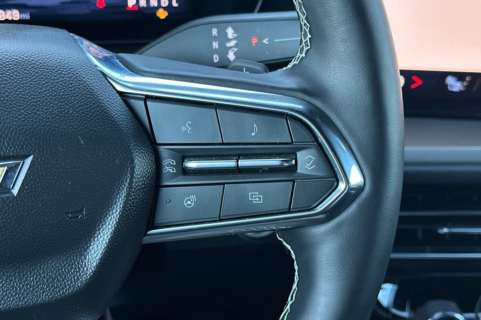 Certified 2025 Chevrolet Traverse LT w/ LPO, Floor Liner Package image 33