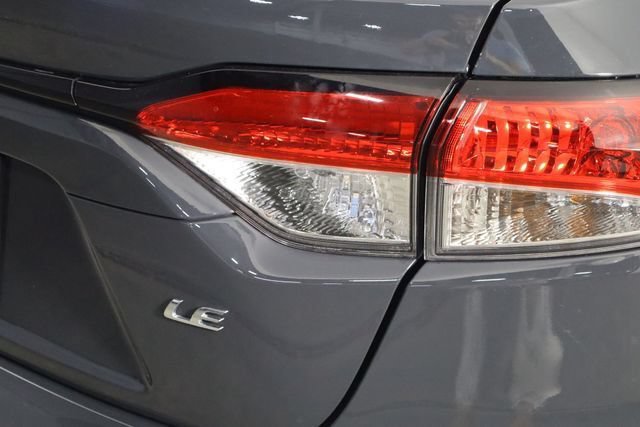 Used 2025 Toyota Corolla LE FWD image 38