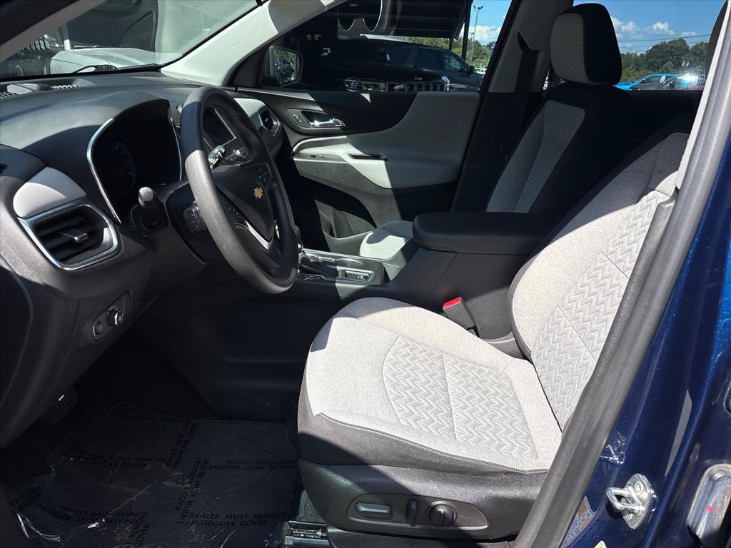 Used 2022 Chevrolet Equinox LS AWD/4WD image 19