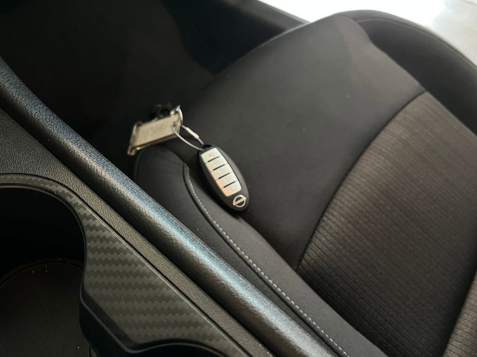 Used 2025 Nissan Altima 2.5 SV image 21