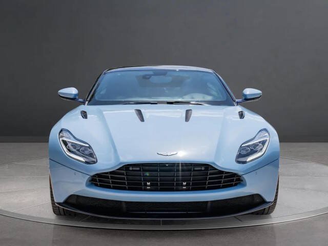 Used 2017 Aston Martin DB11 V12 RWD image 9